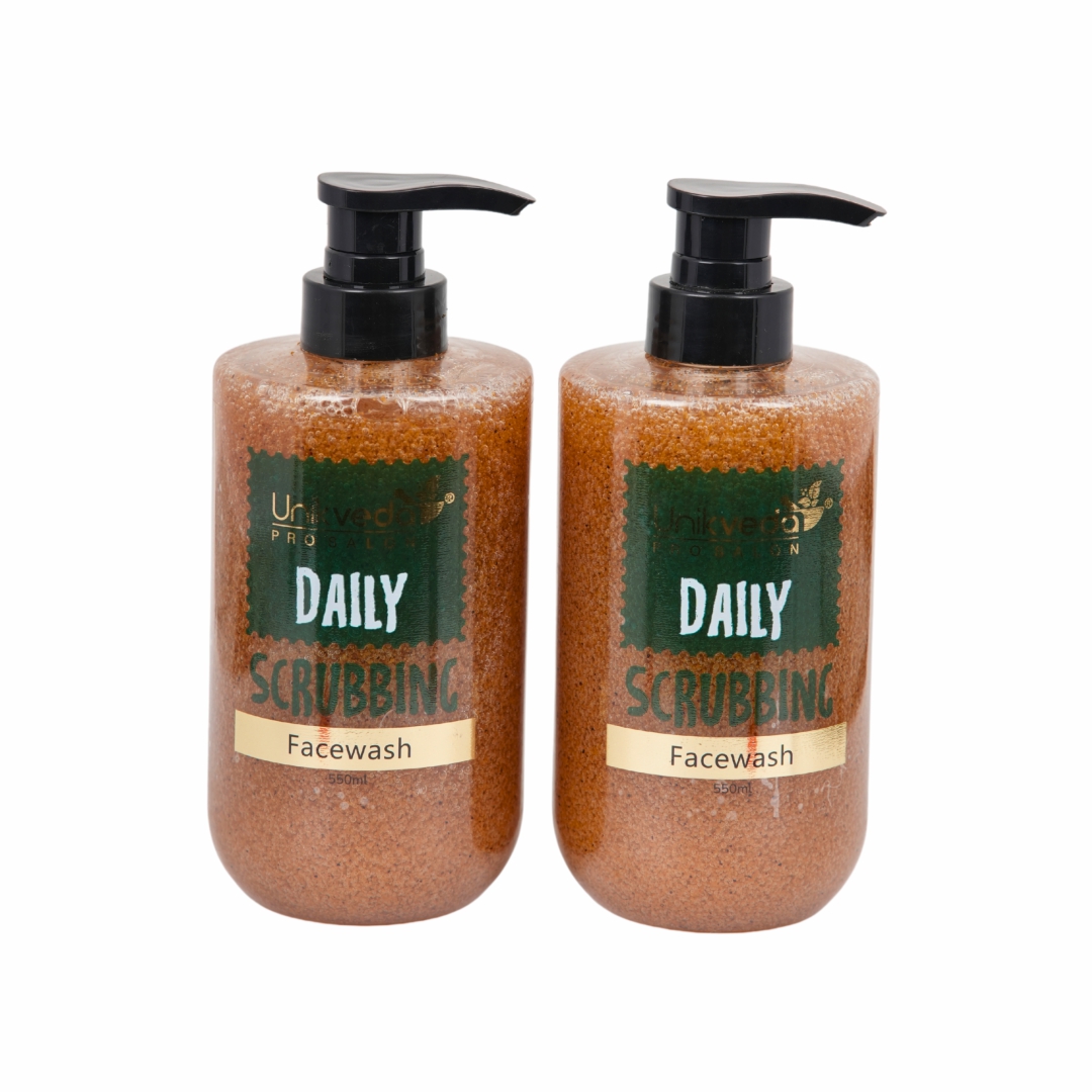 Daily Scrubbing Facewash 1